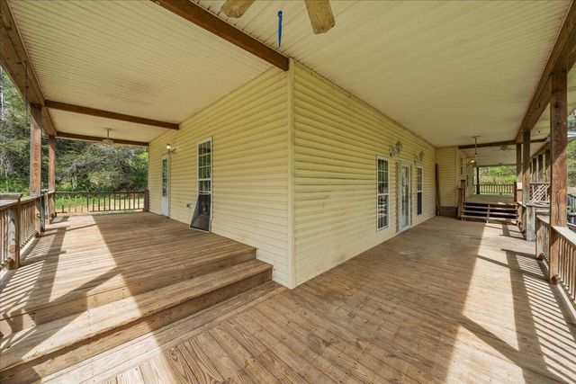 360 Dixon Cove Road, Sequatchie, TN 37374