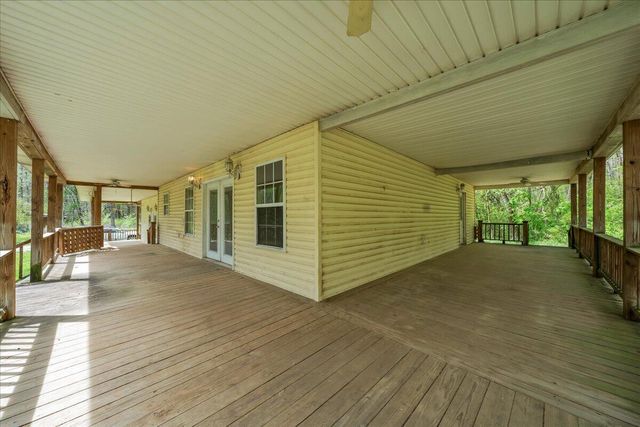 360 Dixon Cove Road, Sequatchie, TN 37374