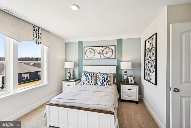 110 TOPAZ ST, Milton, DE 19968