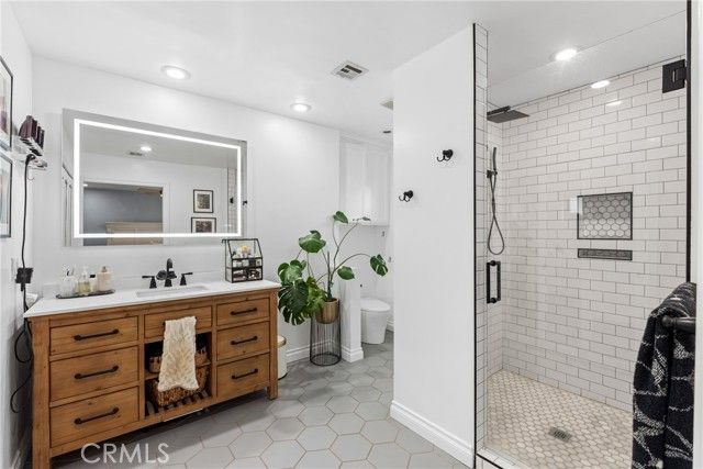 5494 Electric Avenue, San Bernardino, CA 92407