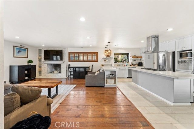 5494 Electric Avenue, San Bernardino, CA 92407