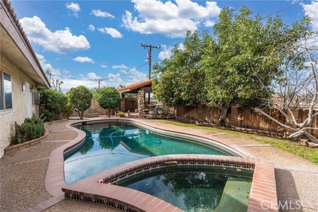 5494 Electric Avenue, San Bernardino, CA 92407