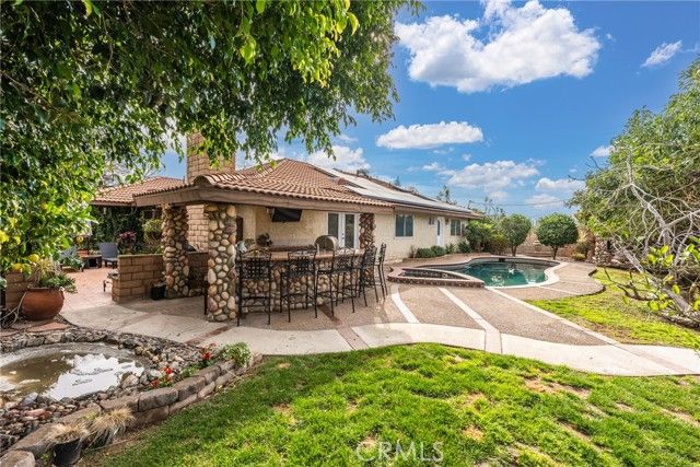 5494 Electric Avenue, San Bernardino, CA 92407