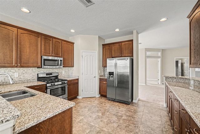 27014 CAMERONS RUN, Leesburg, FL 34748