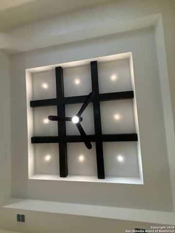 48 Grey Fox, Poteet, TX 78065