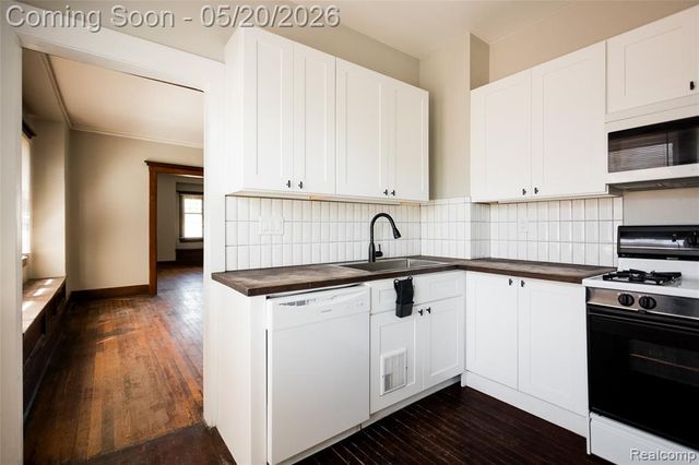 1508 Montclair Street, Detroit, MI 48214