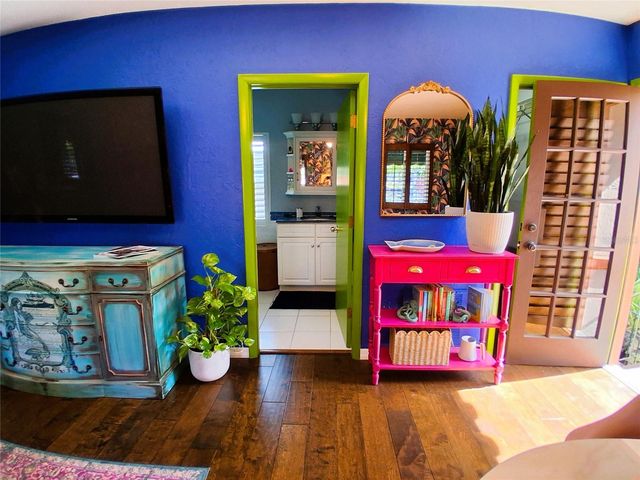 451 WOODLAND DRIVE, Sarasota, FL 34234