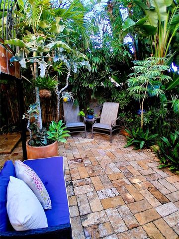 451 WOODLAND DRIVE, Sarasota, FL 34234