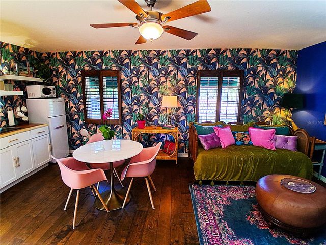 451 WOODLAND DRIVE, Sarasota, FL 34234