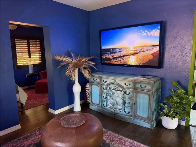 451 WOODLAND DRIVE, Sarasota, FL 34234