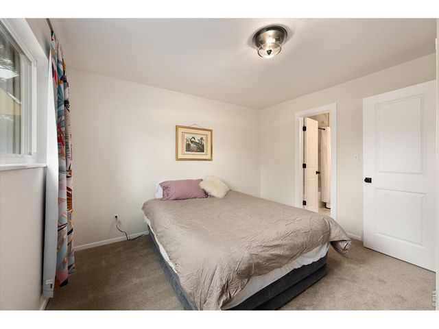 909 Willshire Dr, Fort Collins, CO 80521