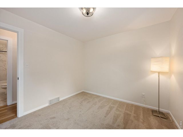 909 Willshire Dr, Fort Collins, CO 80521