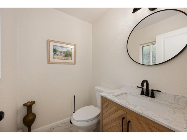 909 Willshire Dr, Fort Collins, CO 80521
