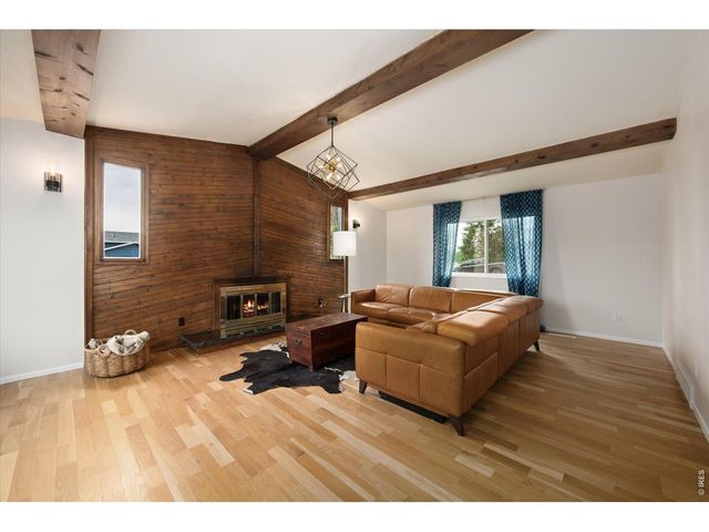 909 Willshire Dr, Fort Collins, CO 80521