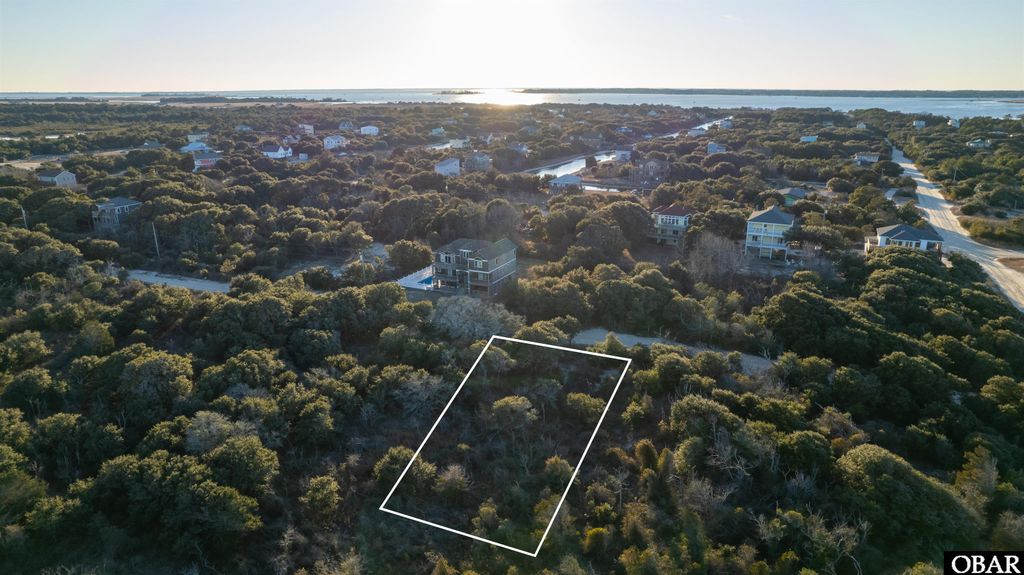 Image 7 of property listing at 2131 Sandpiper Road Lot #124, Corolla, NC 27927