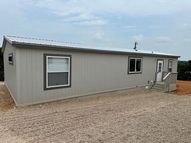 915 Arkansas River Drive, Granbury, TX 76048
