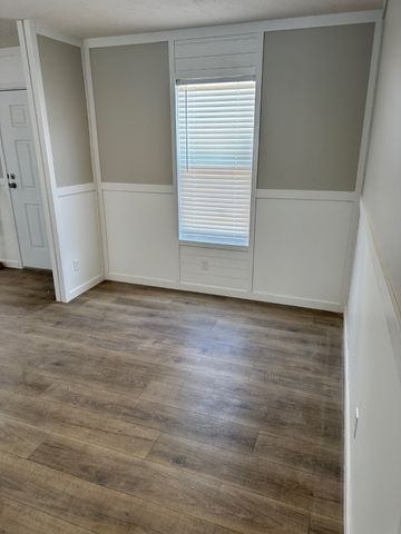 915 Arkansas River Drive, Granbury, TX 76048