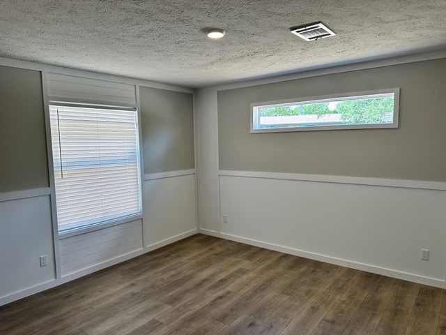 915 Arkansas River Drive, Granbury, TX 76048