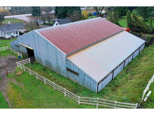27001 Nw SAINT HELENS Rd, Scappoose, OR 97056
