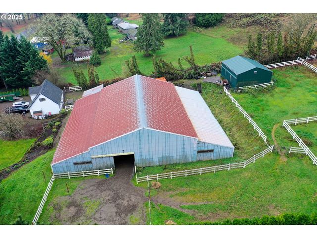 27001 Nw SAINT HELENS Rd, Scappoose, OR 97056