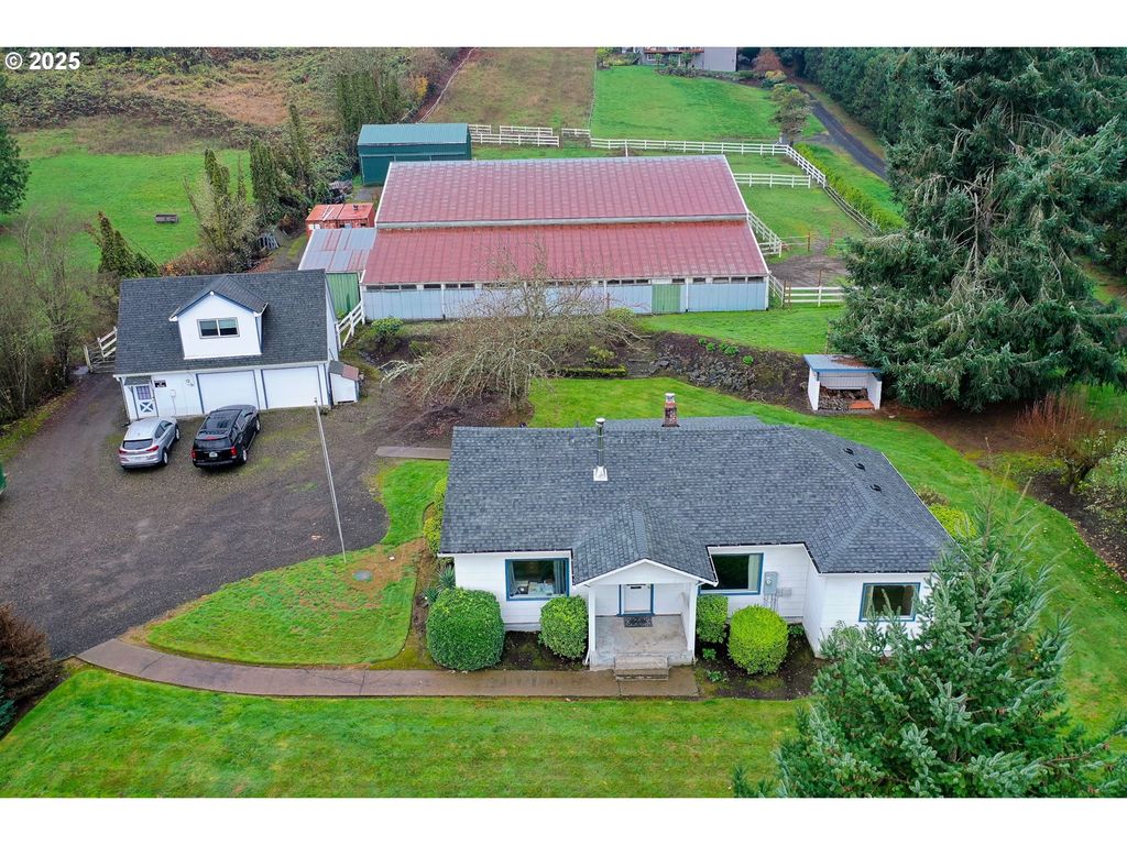 27001 Nw SAINT HELENS Rd, Scappoose, OR 97056