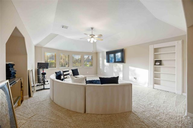 7602 Crystal Isle Lane, Humble, TX 77396