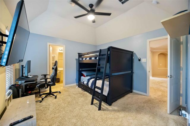 7602 Crystal Isle Lane, Humble, TX 77396