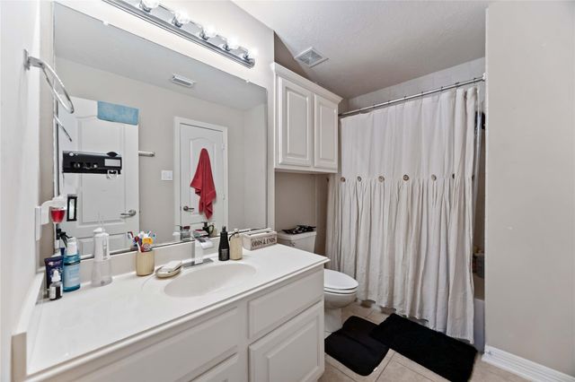 7602 Crystal Isle Lane, Humble, TX 77396