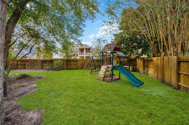 7602 Crystal Isle Lane, Humble, TX 77396