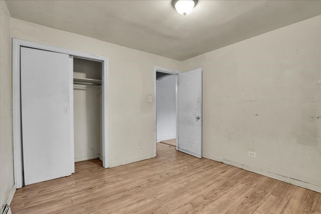 9302 S Rhodes Avenue, Chicago, IL 60619