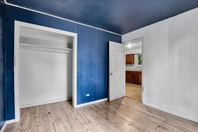 9302 S Rhodes Avenue, Chicago, IL 60619