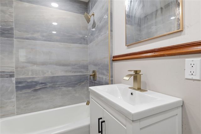 133 Parkside Avenue, Rochester, NY 14609