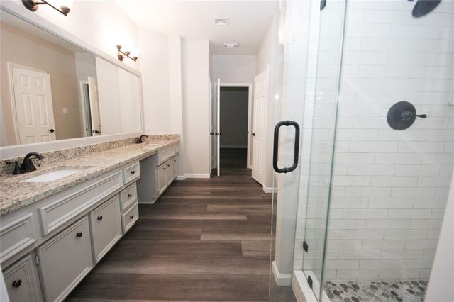2905 Autumn Creek Drive, Friendswood, TX 77546