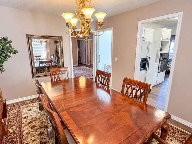 408 S Shore Dr, Horseshoe Bend, AR 72512
