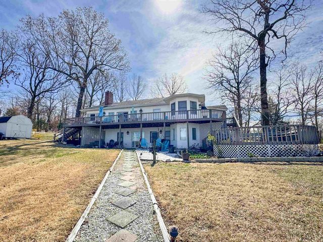 408 S Shore Dr, Horseshoe Bend, AR 72512