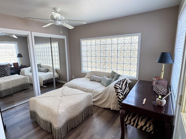 408 S Shore Dr, Horseshoe Bend, AR 72512