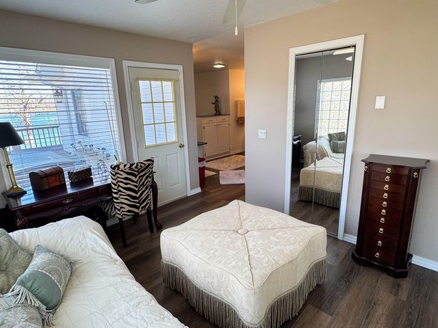 408 S Shore Dr, Horseshoe Bend, AR 72512