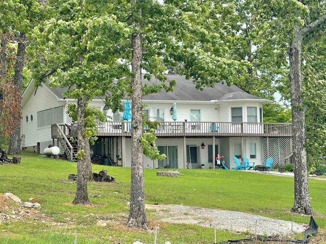 408 S Shore Dr, Horseshoe Bend, AR 72512