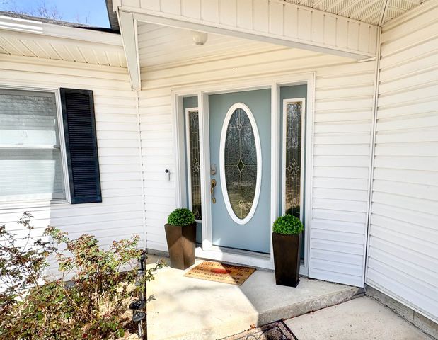 408 S Shore Dr, Horseshoe Bend, AR 72512