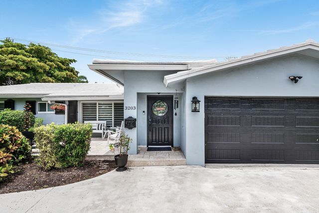 3203 NE 6th, Boca Raton, FL 33431