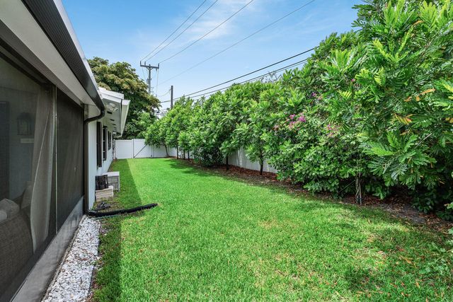 3203 NE 6th, Boca Raton, FL 33431