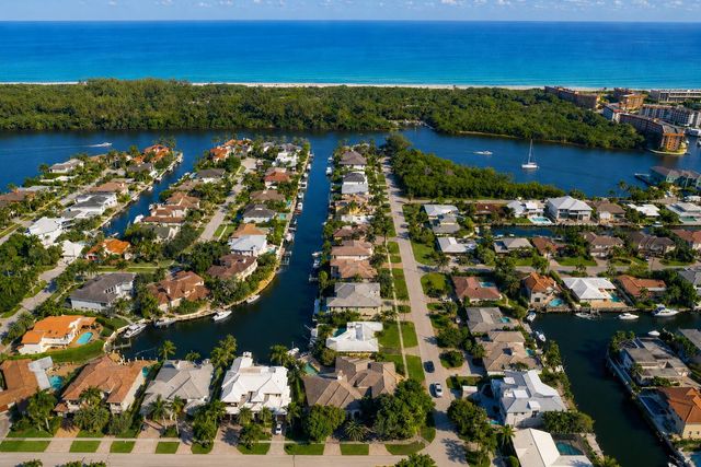 3203 NE 6th, Boca Raton, FL 33431