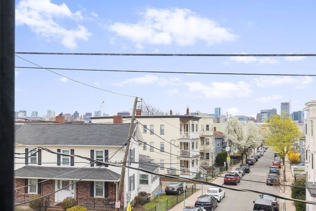 197 Washington St 307, Somerville, MA 02143