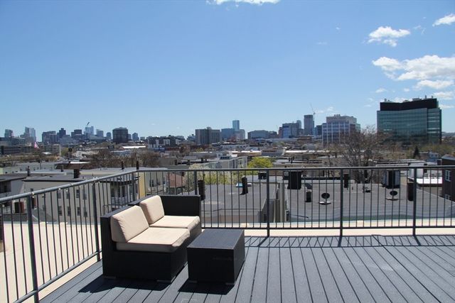 197 Washington St 307, Somerville, MA 02143