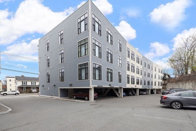 197 Washington St 307, Somerville, MA 02143