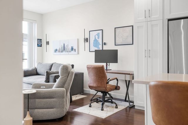 197 Washington St 307, Somerville, MA 02143