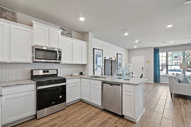 11919 Outer Bark Drive, Tomball, TX 77375