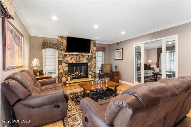 6 Woodhollow Drive, Holmdel, NJ 07733