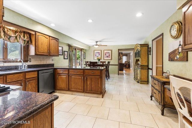 6 Woodhollow Drive, Holmdel, NJ 07733