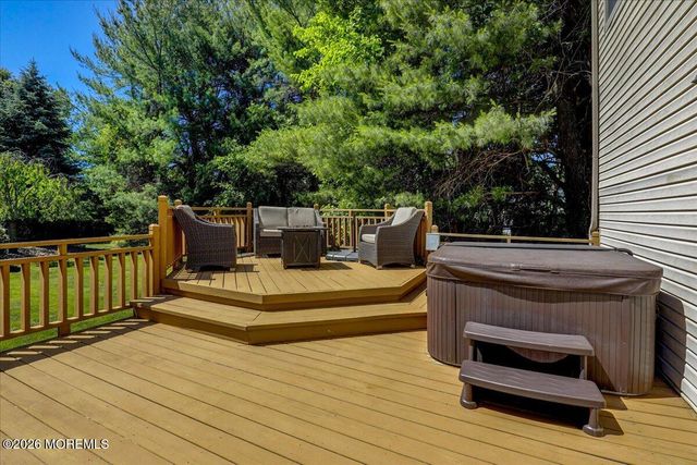 6 Woodhollow Drive, Holmdel, NJ 07733